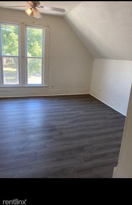 121 Ne 4th St 1 - Photo 2 of 7