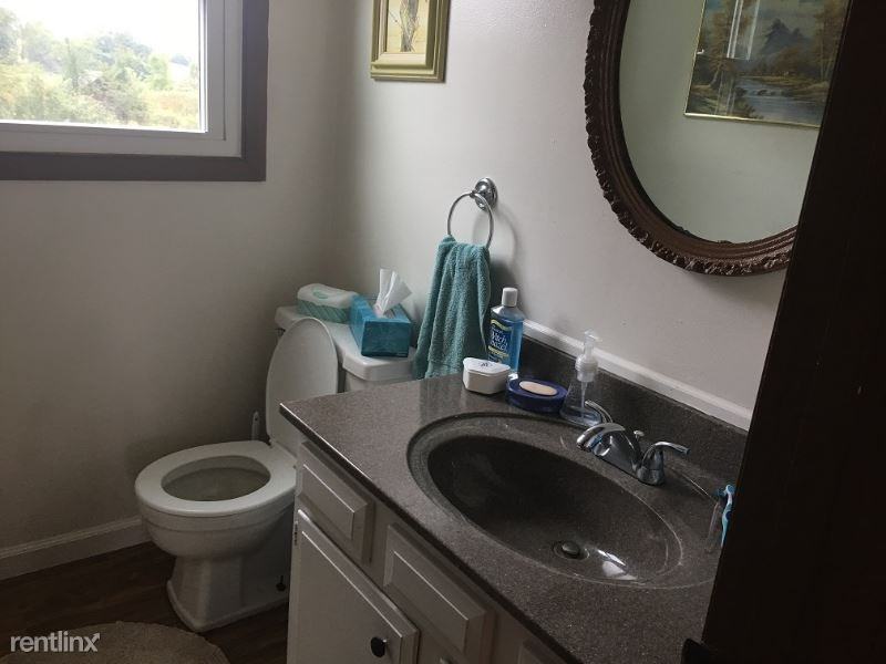 1266 Smith Kramer St Ne - Photo 3 of 10