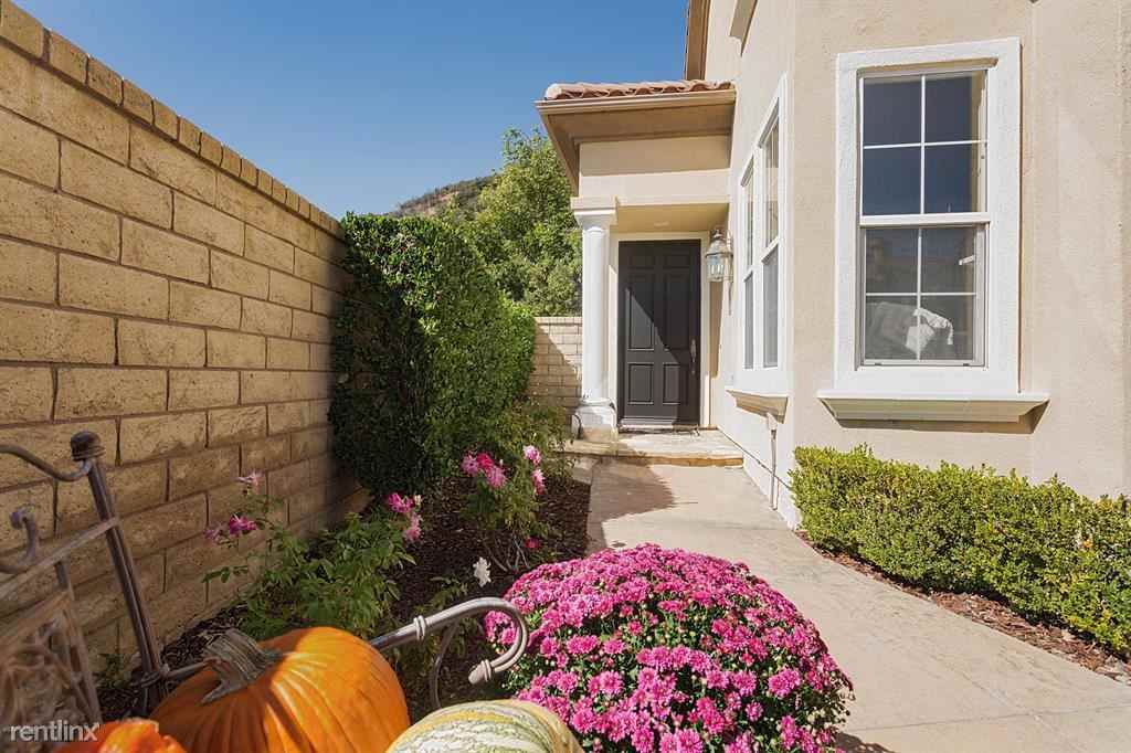 6103 Deerhill Rd - Photo 2 of 10