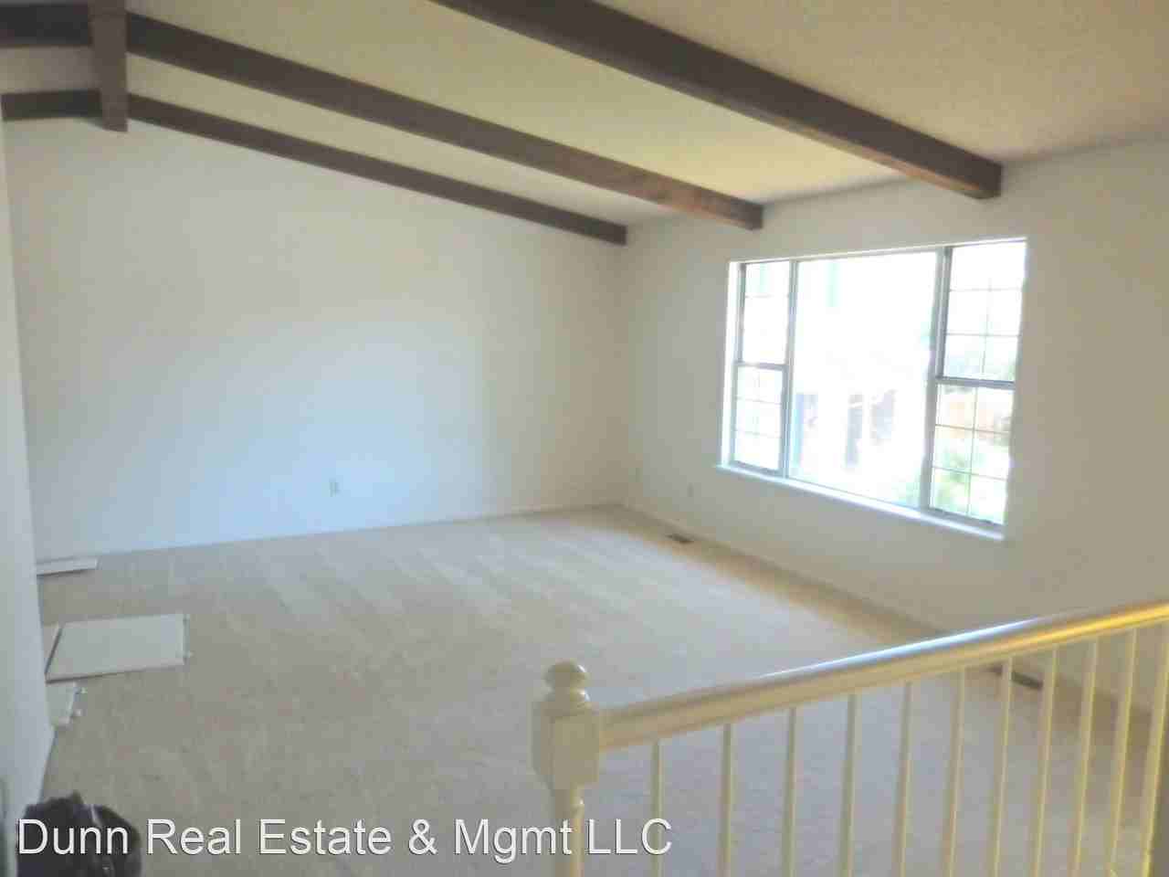 912 Cambridge Dr - Photo 2 of 11