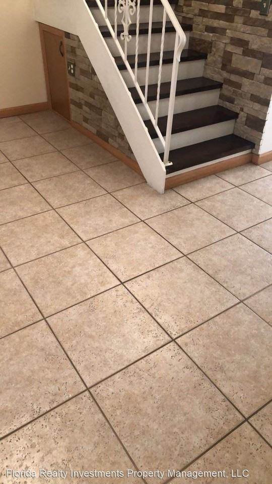 5924 Village Cir - Photo 2 of 29