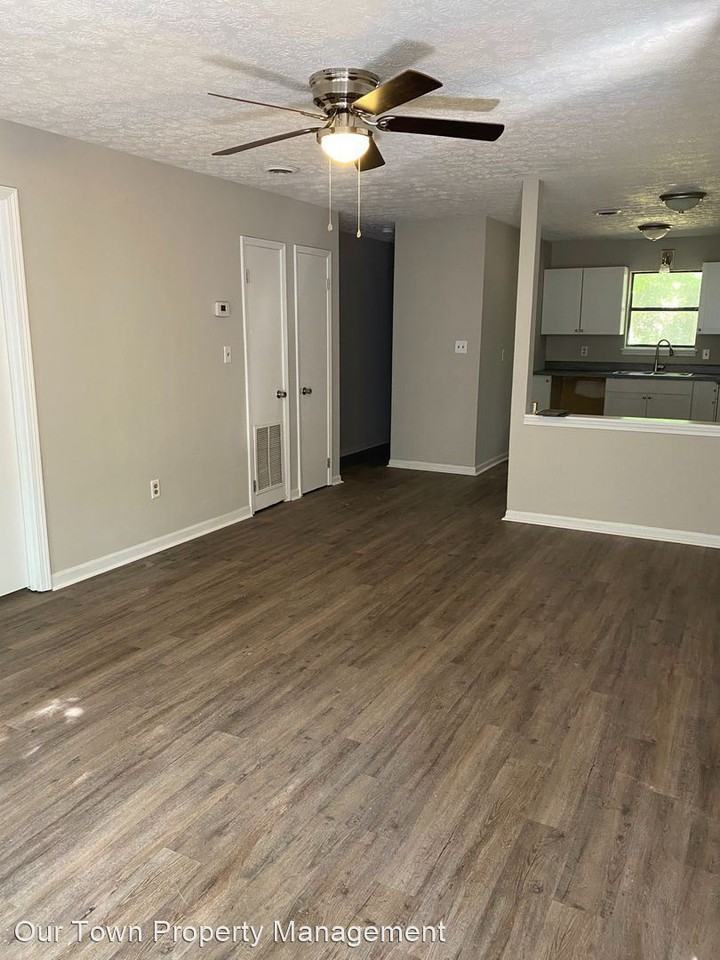 120 Timber Dr - Photo 3 of 13