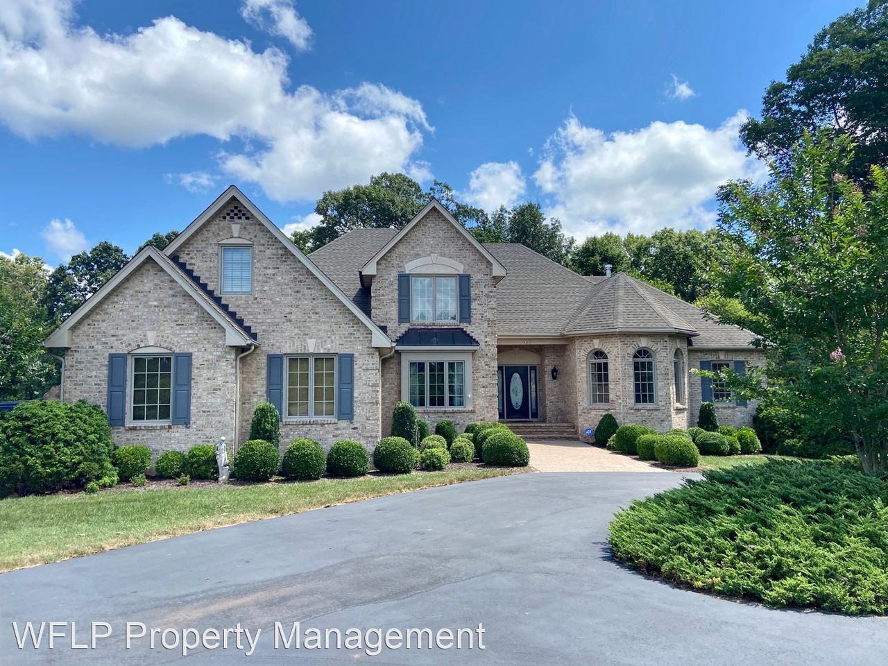 1527 Trents Meadow Ln, Lynchburg, VA 24503 5 Bedroom Apartment for