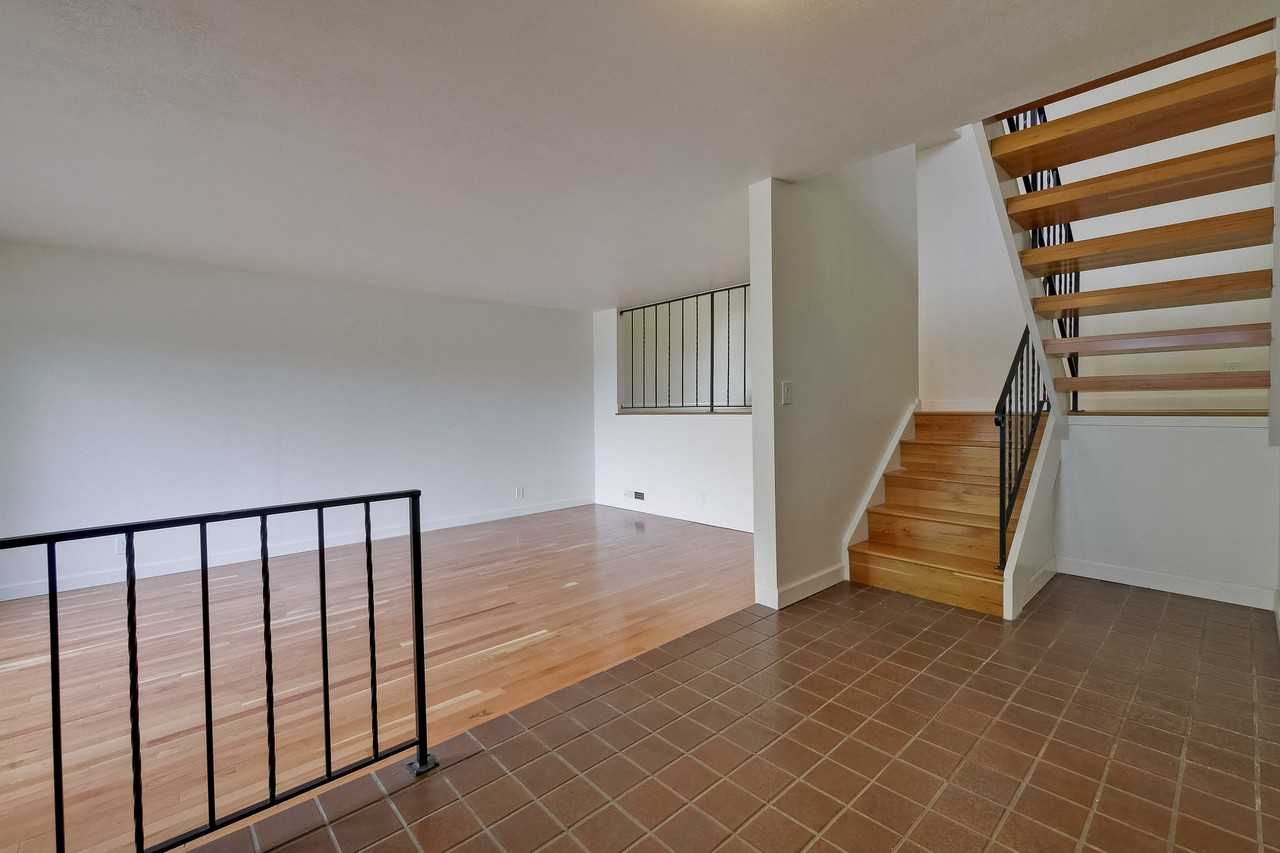 3420 Borge Ct - Photo 3 of 21