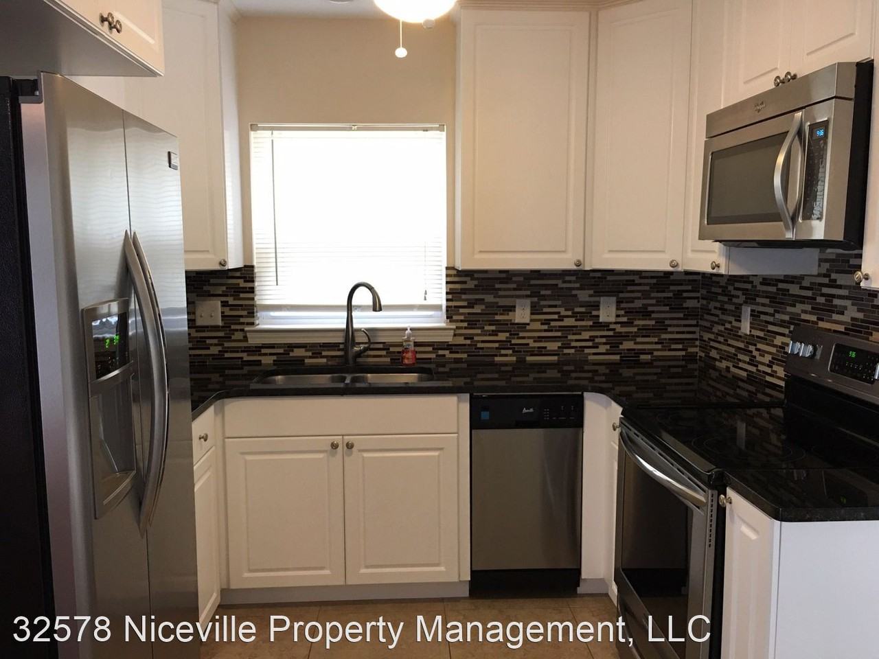 322 Hollywood Blvd Sw - Photo 3 of 13