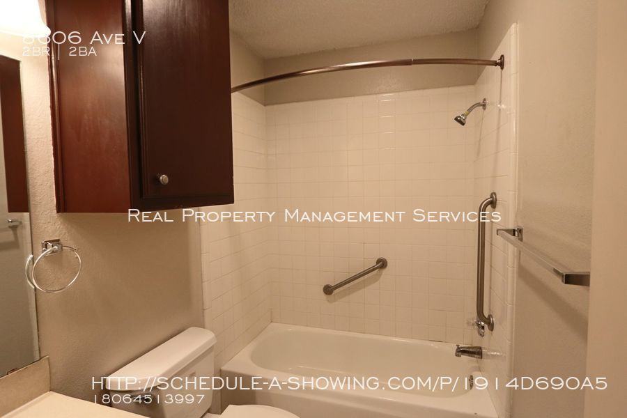 8606 Avenue V - Photo 2 of 15