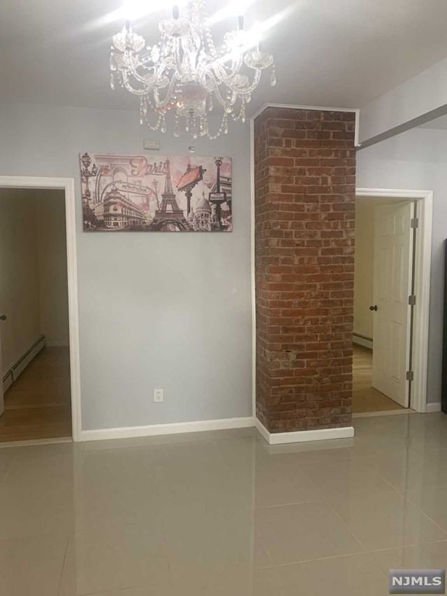 54 Grove St - Photo 3 of 12