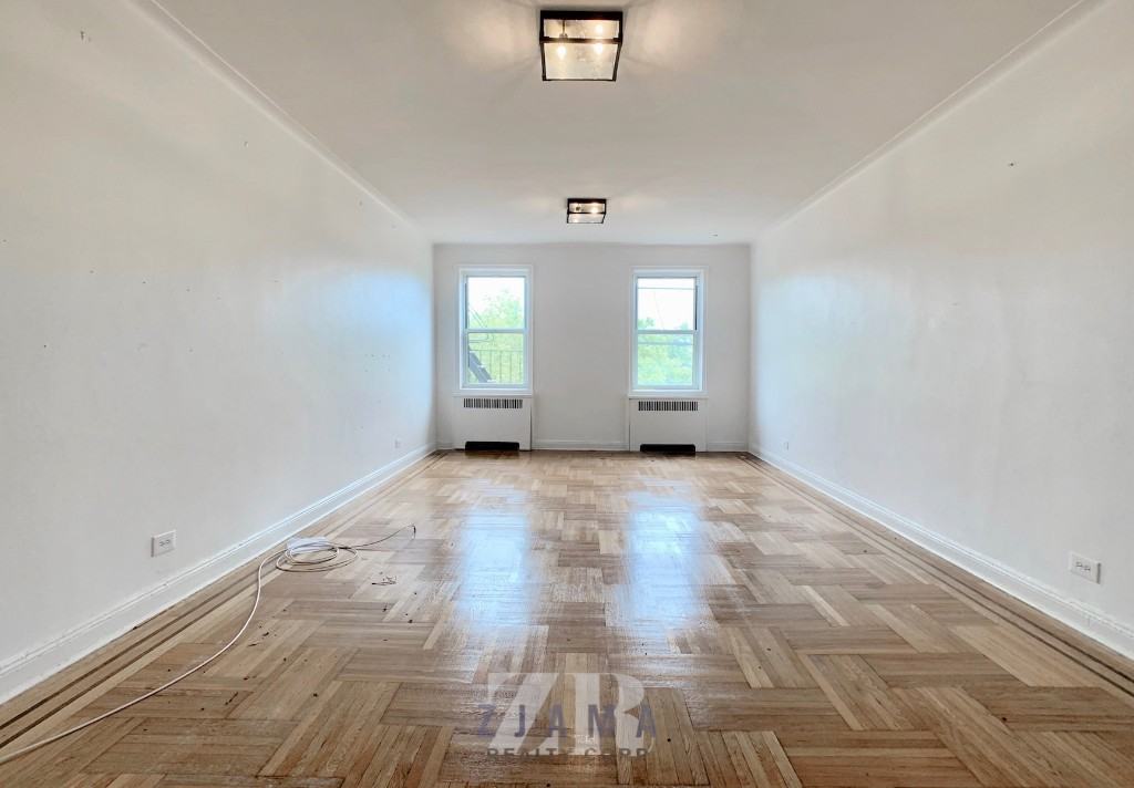 1911 Dorchester Rd #5