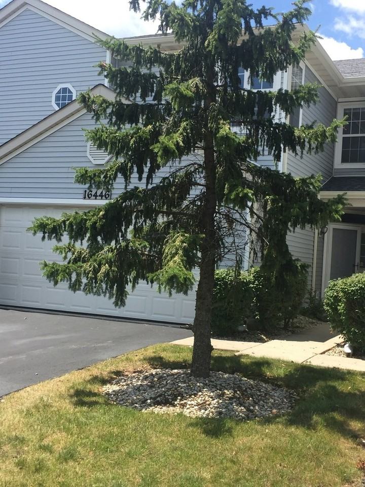 16446 Newcastle Way - Photo 2 of 18