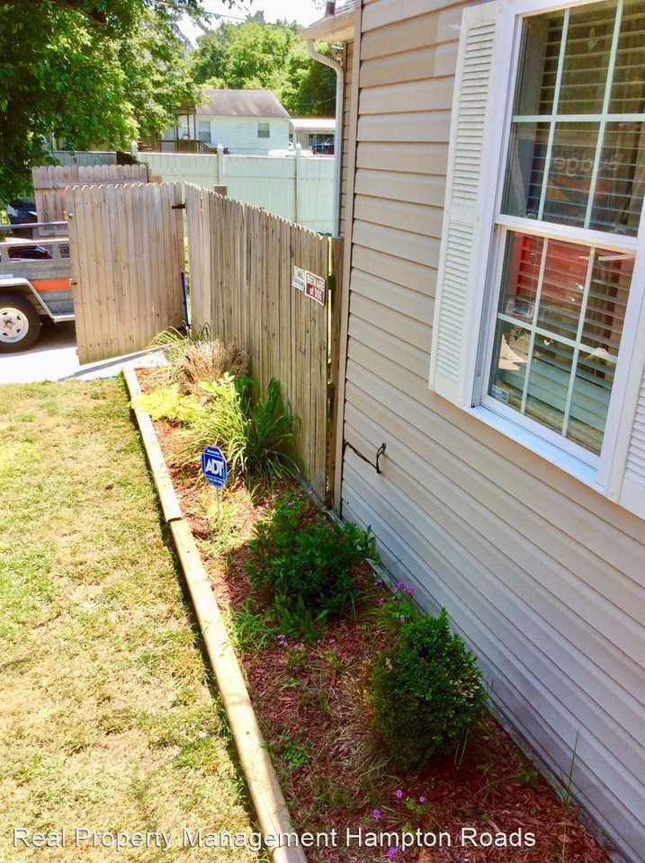 339 Goodman St - Photo 3 of 50