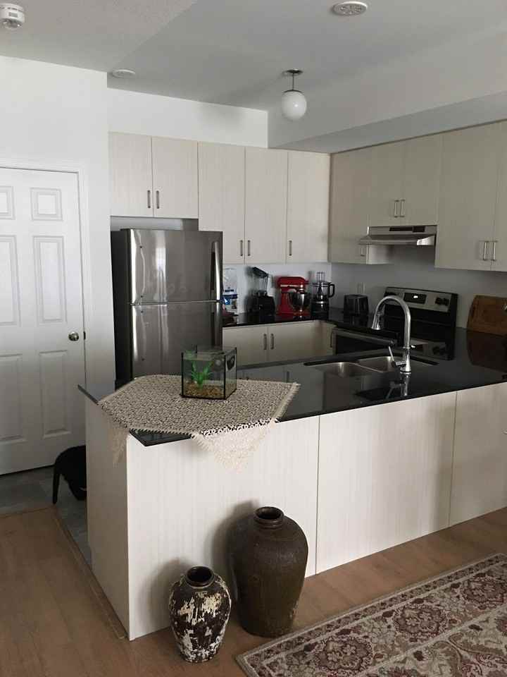 1020 Dunsley Way - Photo 2 of 10