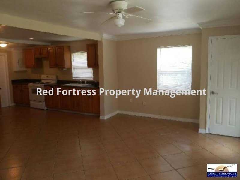 2349 South St - Photo 3 of 10