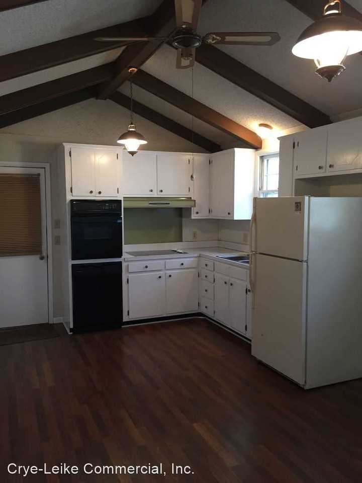 5417 Country Dr - Photo 3 of 10