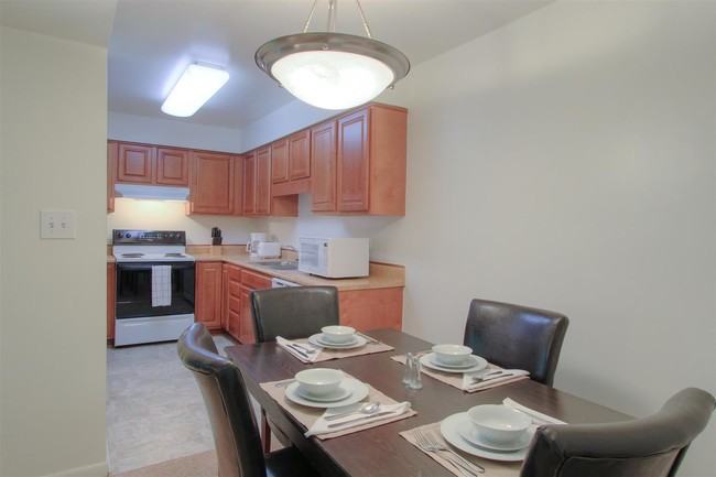 Maple Ridge Apartments - Photo 2 of 11