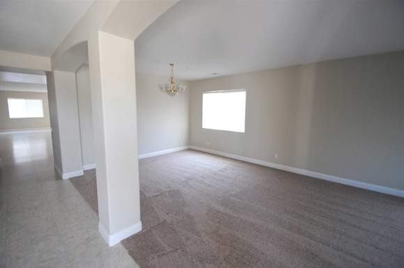 11891 Sunstone Ct - Photo 3 of 15