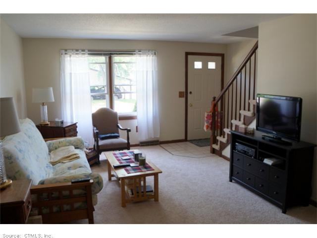 10 St Marys Dr - Photo 3 of 10