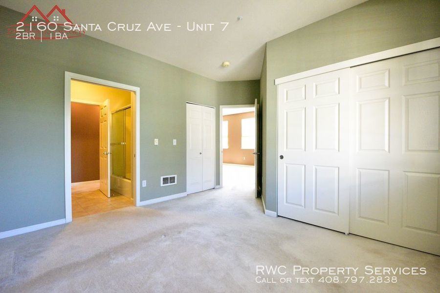 2160 Santa Cruz Ave Menlo Park CA 94025 USA 6 unit Rentals