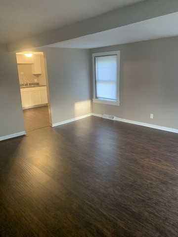 409 Beach St - Photo 2 of 20