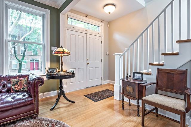 1519 N Elk Grove Ave #2 - Photo 2 of 18