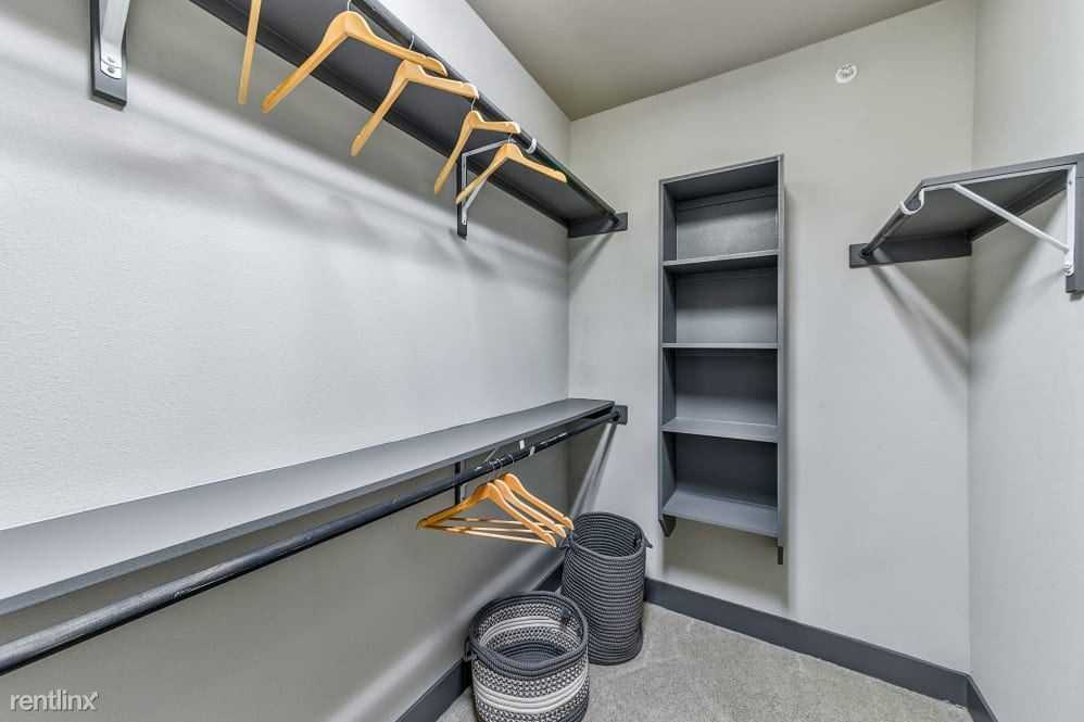 604 N Eldridge Pkwy - Photo 2 of 7