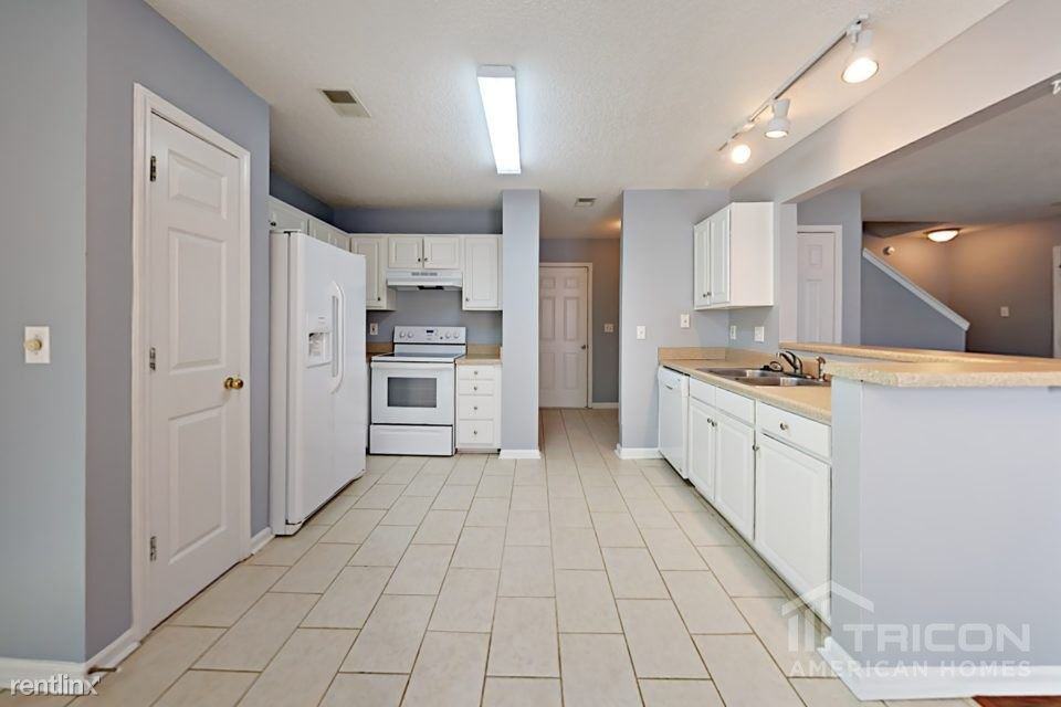 116 Lake Way Ln - Photo 2 of 17