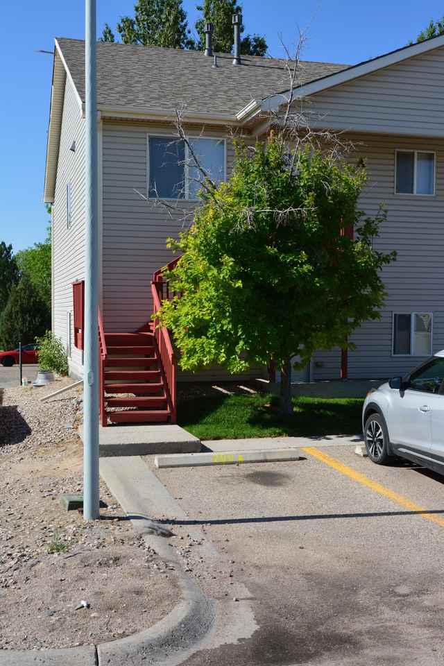 200 Country West Rd - Photo 2 of 14