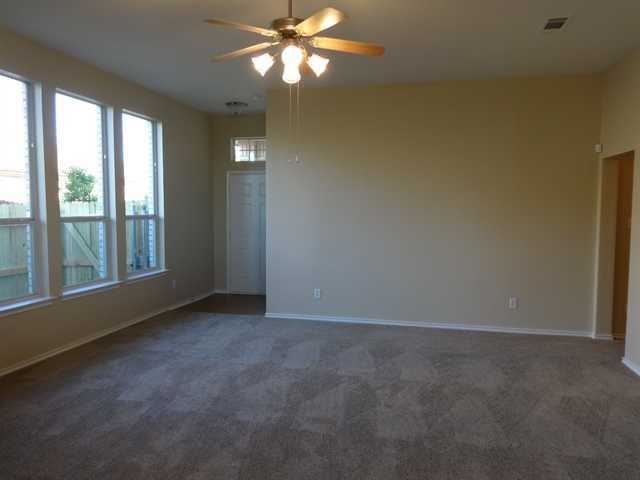 3020 Prairie Hill Ln - Photo 2 of 15