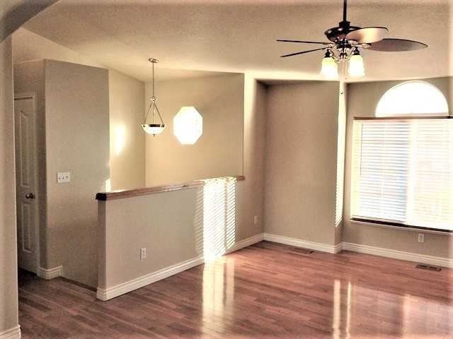 340 W West Oaks Drive - Photo 2 of 15