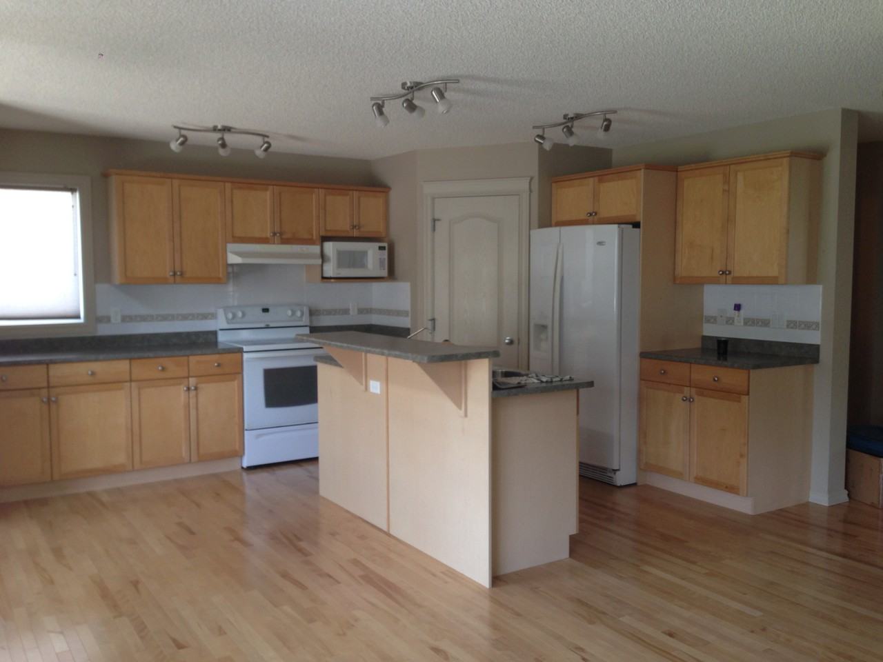 2980 Mcphadden Way Southwest - Photo 5 of 10