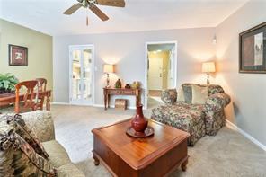 2719 Tiergarten Ln #1 - Photo 2 of 8