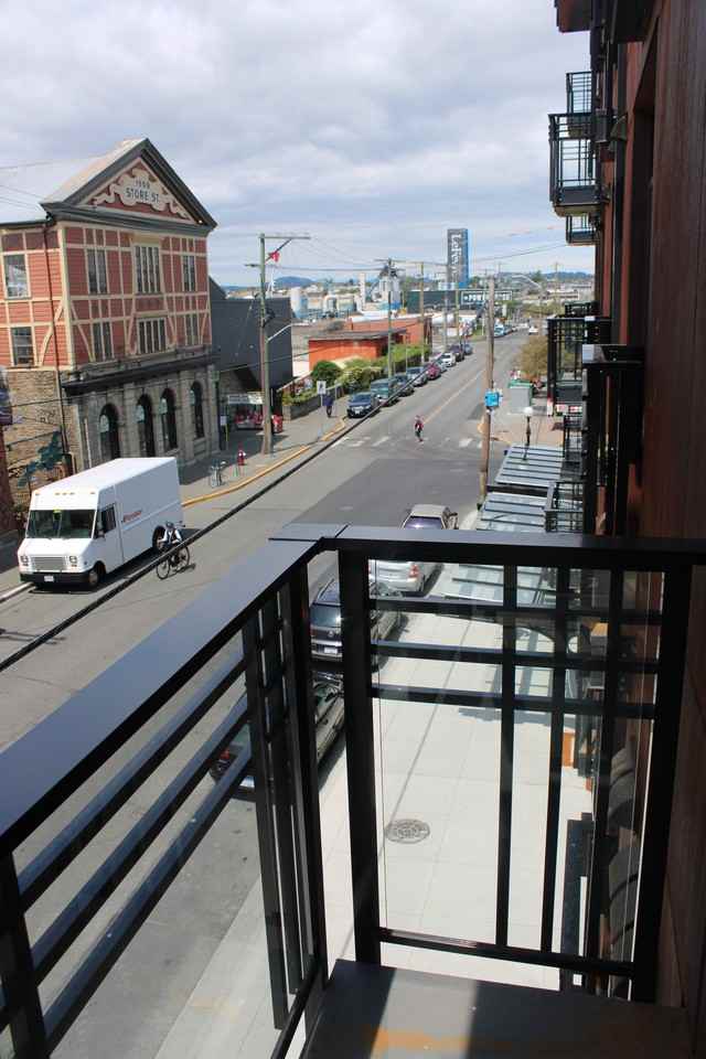 515 Chatham Street #308 - Photo 5 of 18