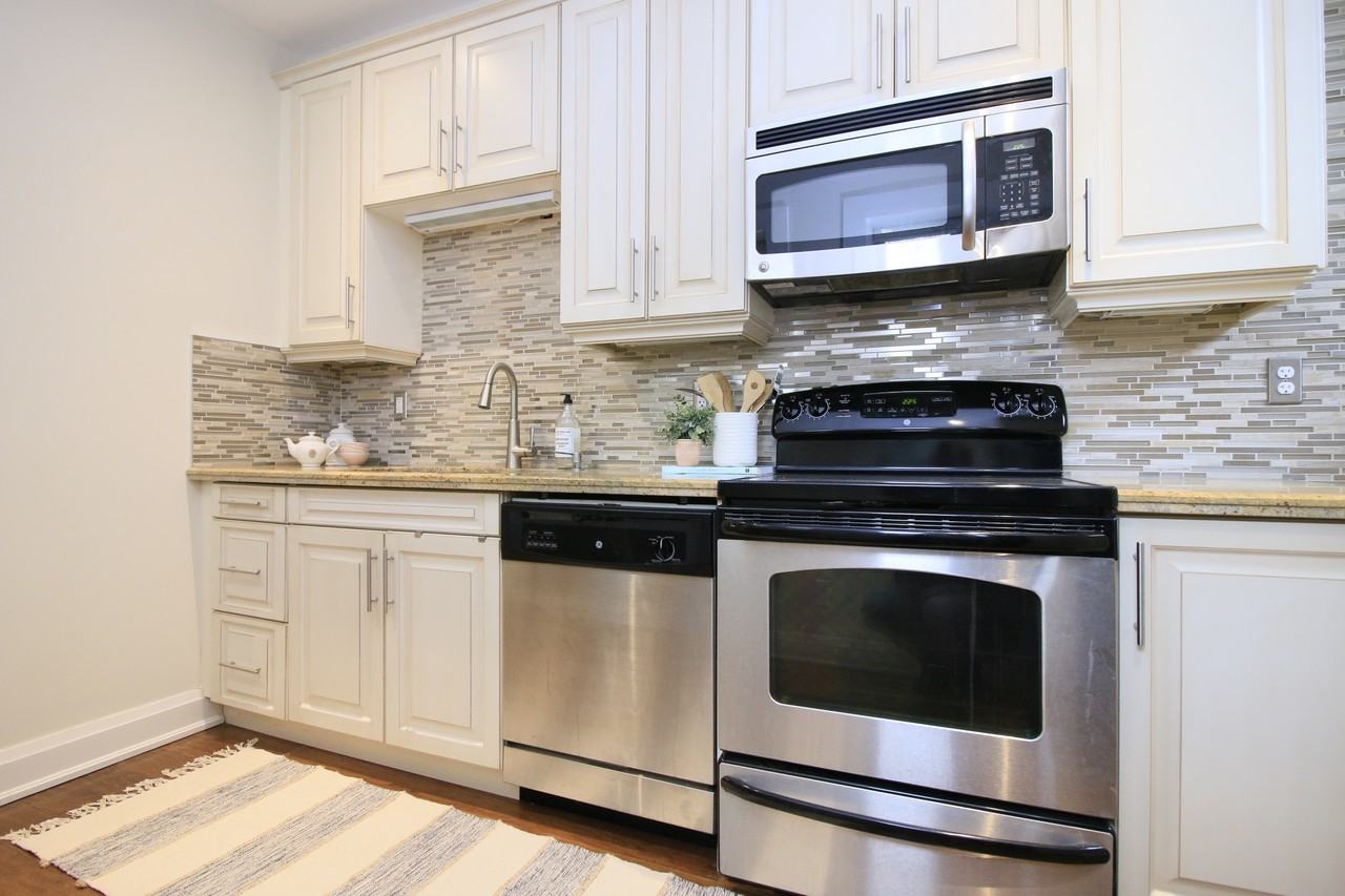 86 Herkimer Street #LL2 - Photo 3 of 15