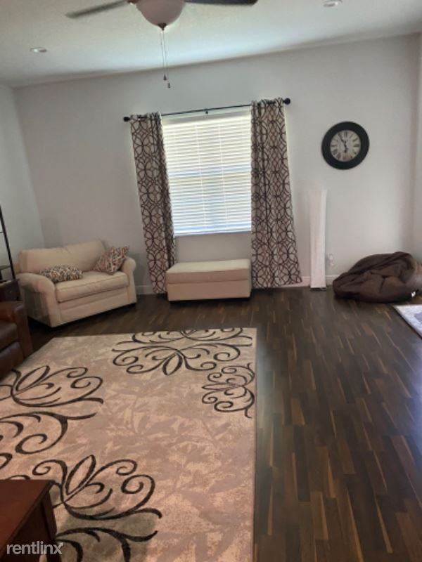 1030 Green Gate Blvd - Photo 3 of 34