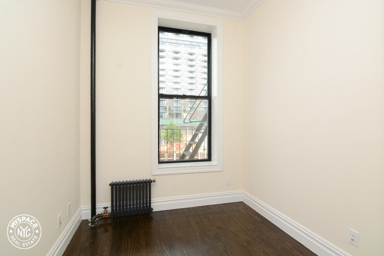 375 State St #1B - Photo 3 of 10