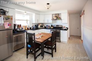 featured image of 22 Murdock St #2