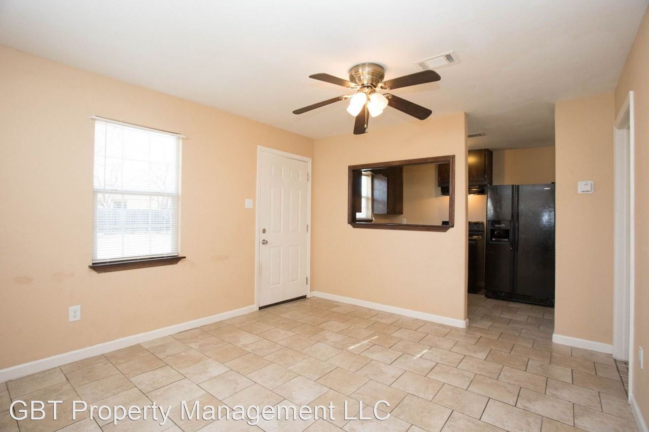 903 S 19th St - Photo 2 of 14