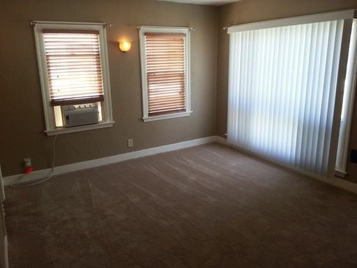 316 Lincoln St - Photo 2 of 9