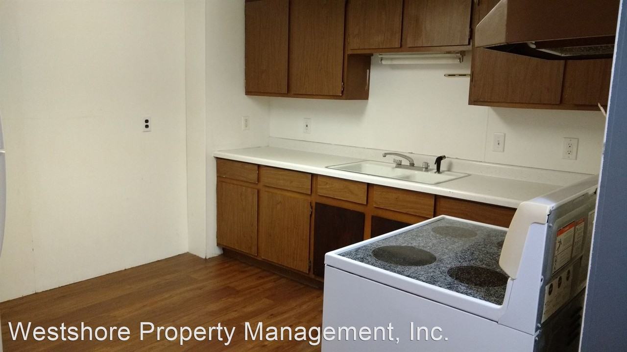 1855 Valley St - Photo 2 of 5