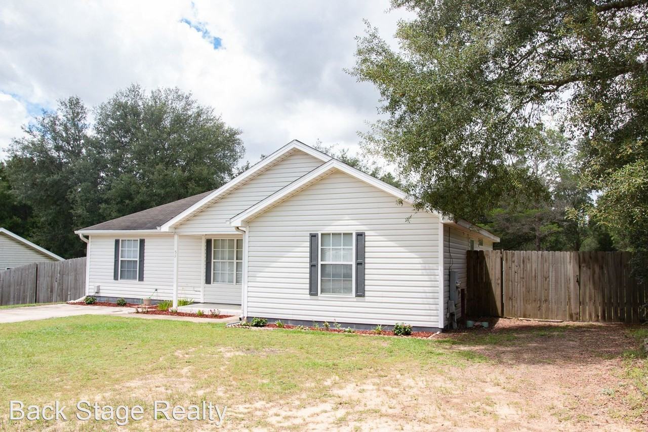 55 Oakridge Way - Photo 2 of 11