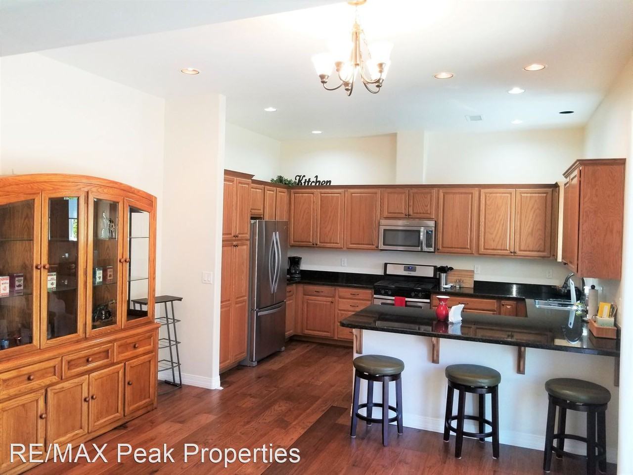 3209 S Sonoma St - Photo 3 of 41