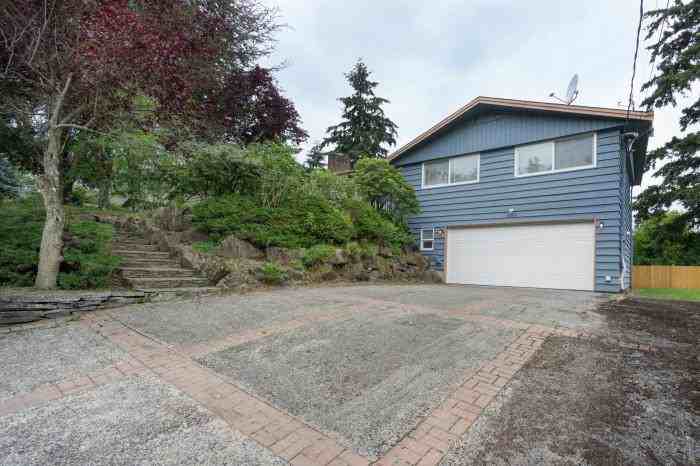 23219 28th Ave S - Photo 2 of 29