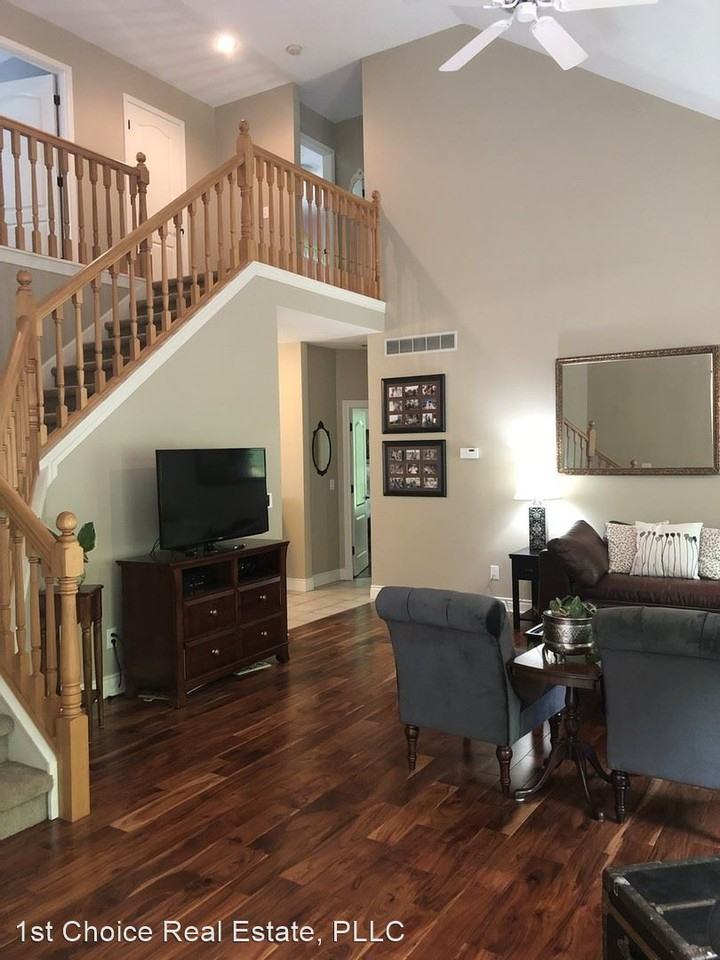 9132 Warner Rd - Photo 3 of 24