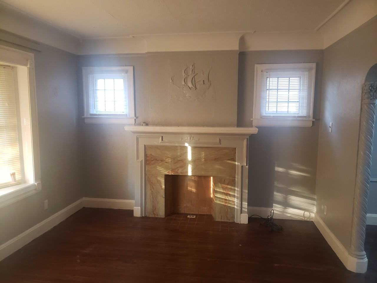 13572 Saint Marys St Lowr - Photo 2 of 10