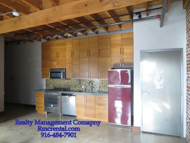 1409 R St #208 - Photo 3 of 10