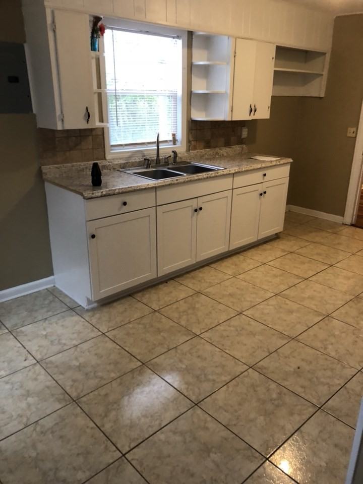 1329 Haven Dr - Photo 3 of 12