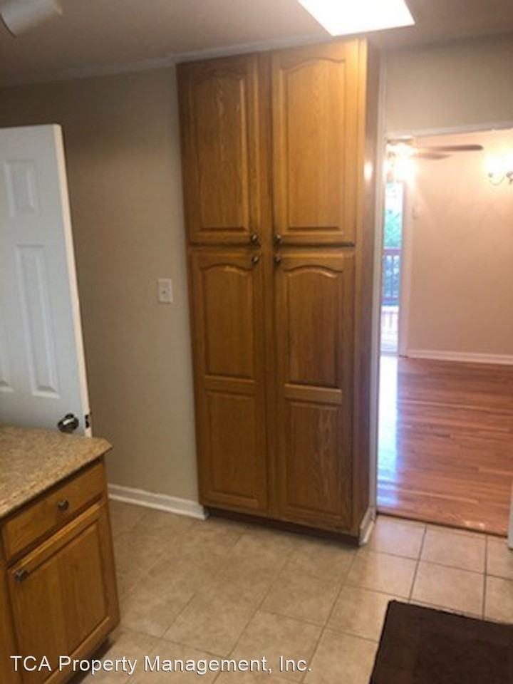 1935 Brookside Dr - Photo 3 of 20