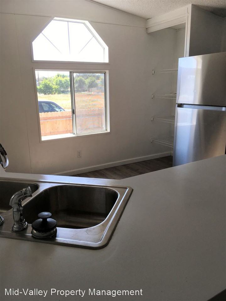 30785 Road 67 - Photo 3 of 6