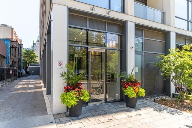 39 Brant Street #205