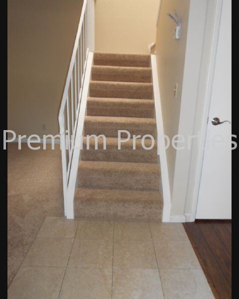 1277 Homestead Ave - Photo 3 of 19