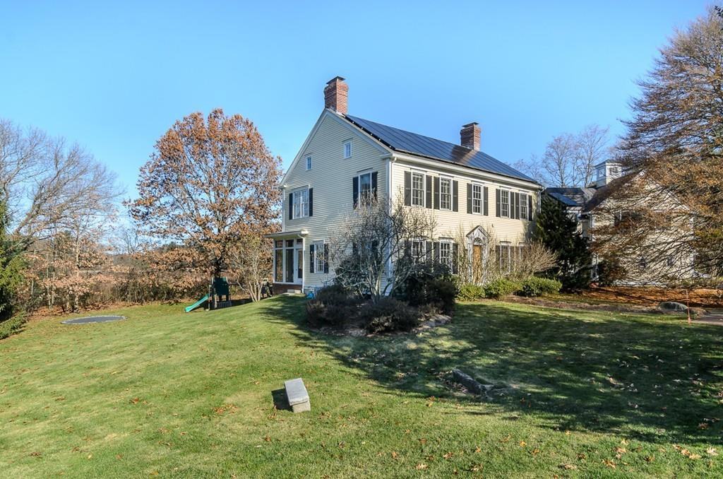 44 Glezen Ln - Photo 2 of 25